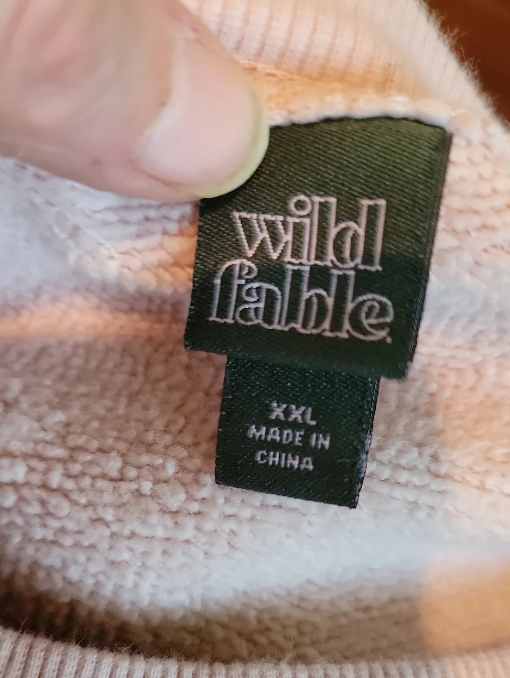 Wild Fable Women’s Oversized Pink Pullover Sweatshirt - Picture 8 of 8